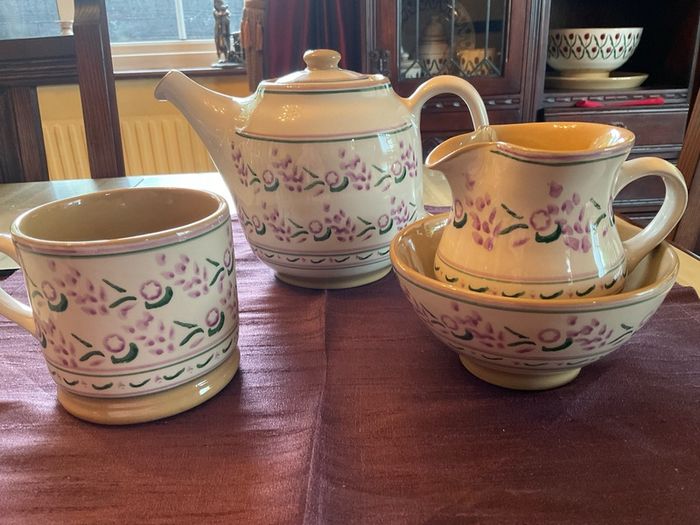 Nicholas Mosse Lavender limited edition from USA.  New Tea set.  . A tea pot , large mug , creamer and sugar bowl