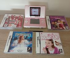 Original Nintendo Ds In Pink With Games Working With Faults