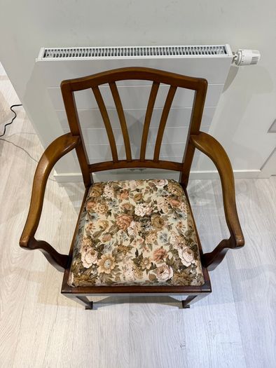 Dining Chairs Solid Wood  NEW Upholstery & Memory Foam