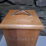 Solid wood biscuit tin Image 8
