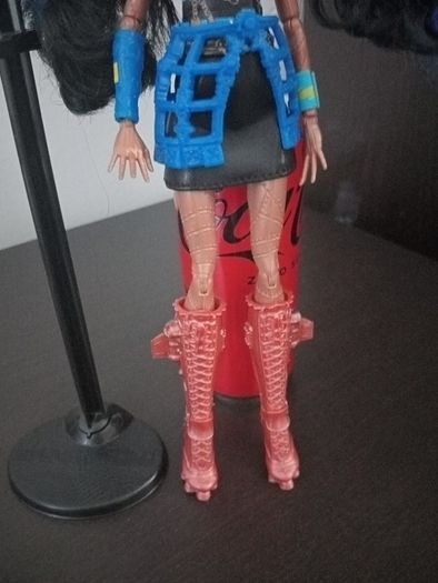 Robecca steam G1 doll monster high
