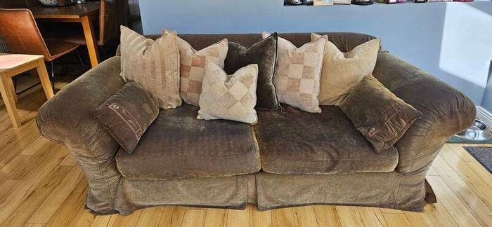 Sofa for free