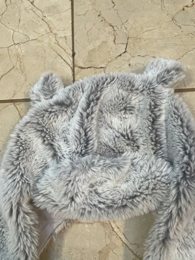 Bear hat scarf gloves age 7-9