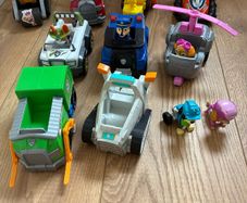 Paw patrol cars