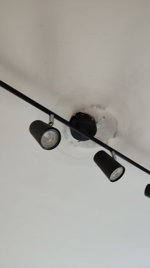 Painter | Interior | Great Prices, Quality Finish & Repairs