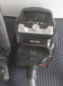 MIELE Boost CX1 Cat & Dog Bagless Cylinder Vacuum Cleaner