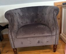 Chesterfield tub arm chair