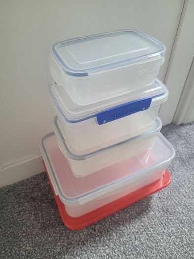 lunch boxes