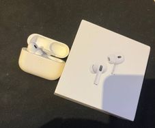 Genuine Apple AirPods Pro 2 - Left Earbud & Lightning Case ONLY  40 eur leather case as a gift