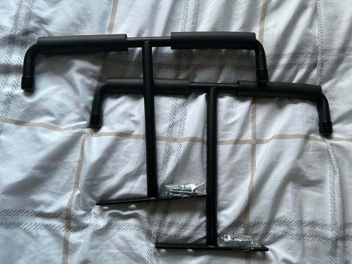 2 wall hook stands