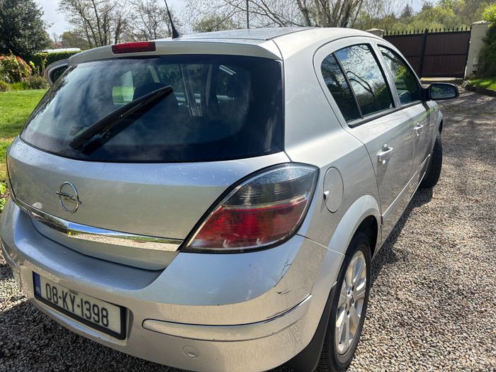 2008 Opel Astra