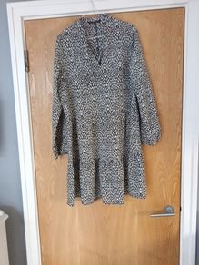 Dunnes  Dress. S. M - 40-42.  New - No Tag.