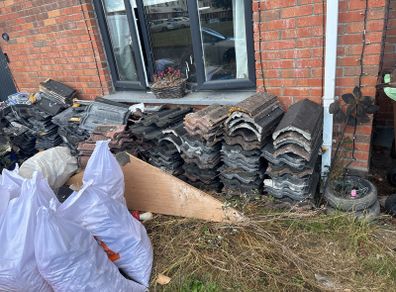 Roof tiles