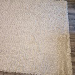 Large Shaggy Cream Rug