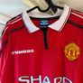 Manchester United Retro Jersey Image 2