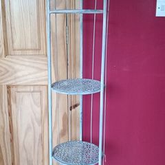 Decorative shelf