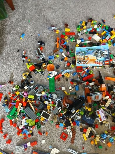 lego mix of retired pieces
