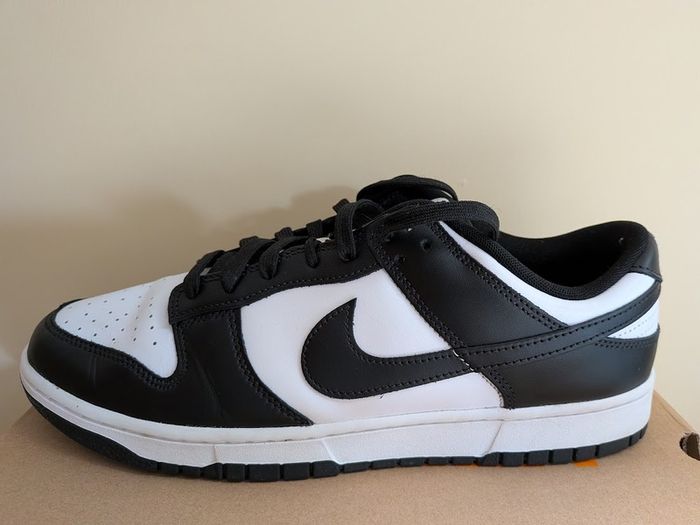 Nike Dunk Low Tops Black and White Panda