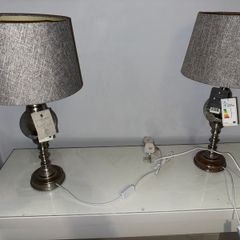 2 matching lamps