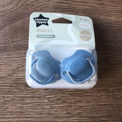 tommee tippee soothers