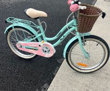 Girls bike - 18inch verve star