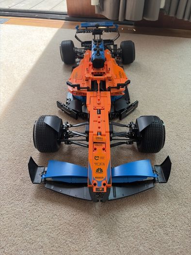 Lego Technic McLaren F1 42141