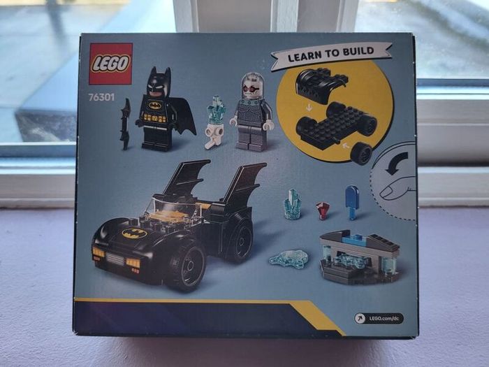 lego 76301 Batman & Batmobile vs Mr Freeze