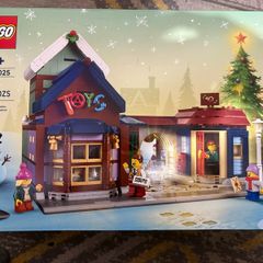 LEGO 2025 Exclusive Christmas set