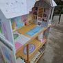 Beautiful dolls house. In very good condition. Available immediately Image 2