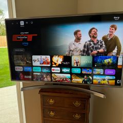 LG 43 inch 4K Ultra HD tv for sale