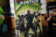 Justice League ! Issue #30 ! Cameo Appearance of Jessica Cruz as Power Ring ! 2014 ! by DC Comics !