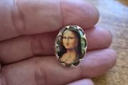 Vintage Mona Lisa Brooch