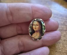 Vintage Mona Lisa Brooch