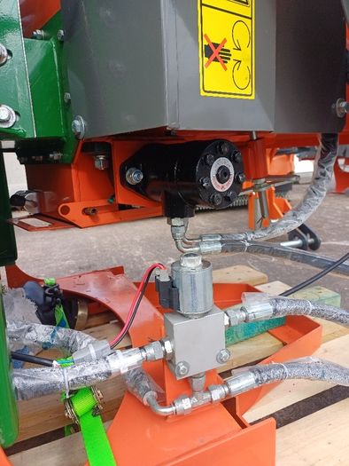 52R PTO Wood Chipper Ex-Demo