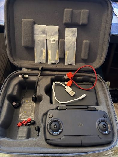 DJI Mavic Mini Drone Fly More Combo