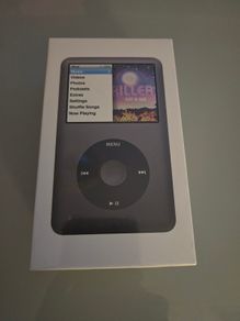 Original iPod Classic 160GB (7th Generation) factory sealed - ULTRA-RARE