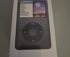Original iPod Classic 160GB (7th Generation) factory sealed - ULTRA-RARE