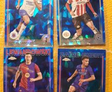 Topps Chrome Sapphire Edition UCC 2024-25 Lewandowski Pepi Dessers Emery