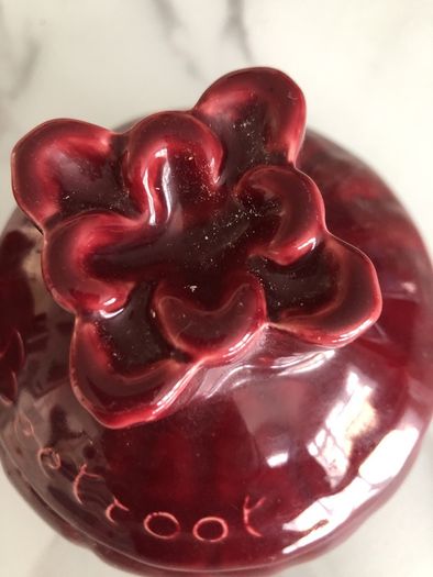 Two Beetroot jars
