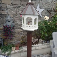 bird house/table