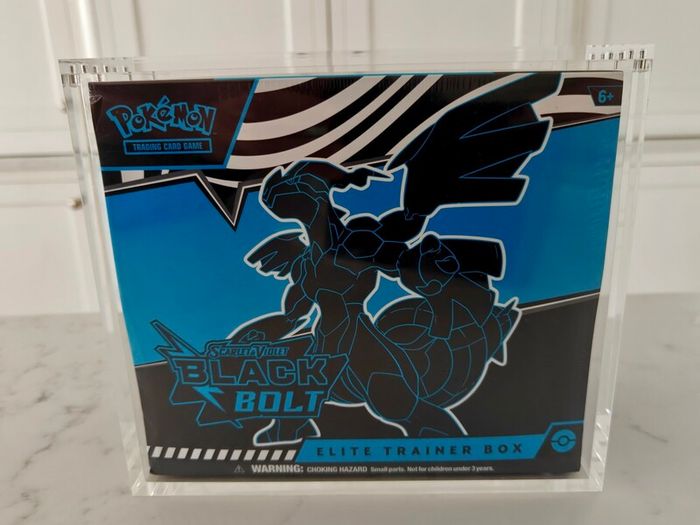 Pokemon TCG Scarlet and Violet Black Bolt Elite Trainer Box ETB Sealed abd Premium Magnetic Acrylic Case