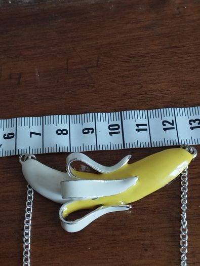 Necklace with a pendant in the form of a banana
