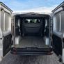 Renault trafic crew cab van Image 4
