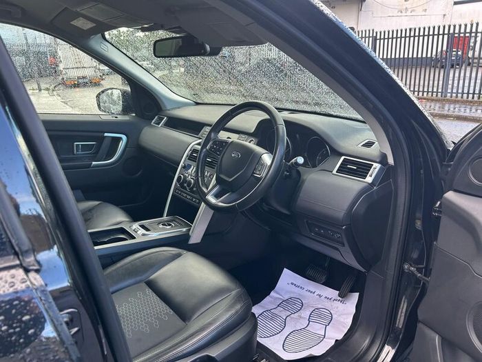 Land Rover Discovery Sport 20177 Seats  Automatic