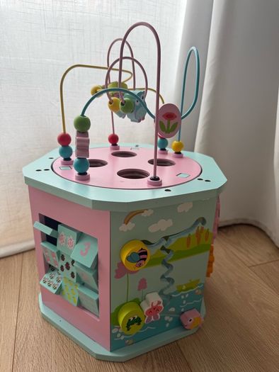Squirrel Play Wooden Activity Centre