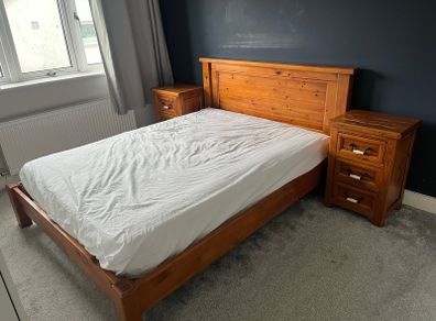 3 Piece- Bedroom Furniture Set