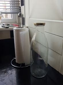 1 litre glass bottle with cap