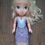 Elsa large doll interactive Image 3