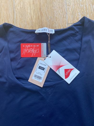 Brand New Ladies Navy Lycra Vest Top Size Large