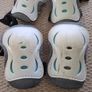 skateboard or rollerskate pads children Image 7